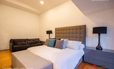 Casa con Alberca de Lujo en Renta en Fracc. Las Palmas Zapopan