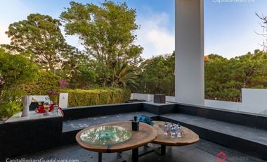 Casa con Alberca de Lujo en Renta en Fracc. Las Palmas Zapopan