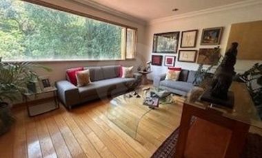 Casa en condominio en venta en Lomas de Bezares