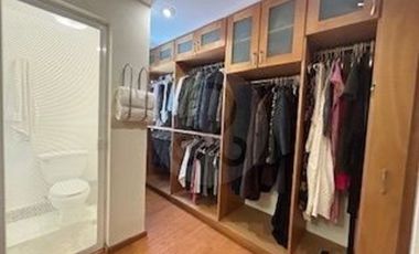 Casa en condominio en venta en Lomas de Bezares