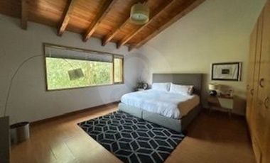 Casa en condominio en venta en Lomas de Bezares