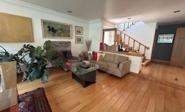 Casa en condominio en venta en Lomas de Bezares