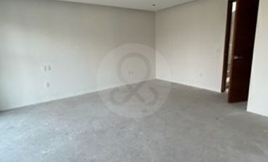 Casa en condominio en venta en Lomas de Tecamachalco