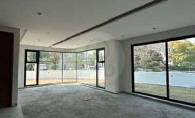 Casa en condominio en venta en Lomas de Tecamachalco