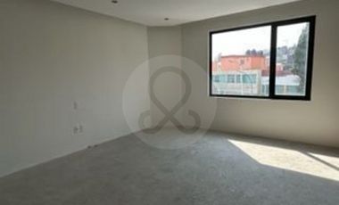 Casa en condominio en venta en Lomas de Tecamachalco