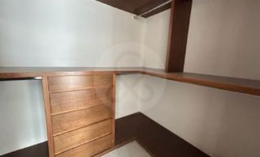 Casa en condominio en venta en Lomas de Tecamachalco