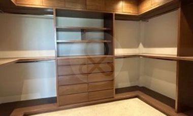 Casa en condominio en venta en Lomas de Tecamachalco