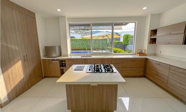 Espectacular casa para Permuta o Venta en San Jerónimo!