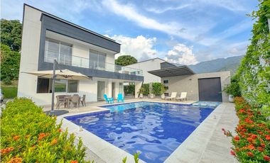 Espectacular casa para Permuta o Venta en San Jerónimo!