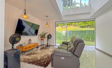 Espectacular casa para Permuta o Venta en San Jerónimo!