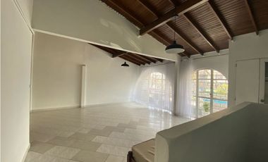 CASA EN SIMON BOLIVAR PARA VIVIENDA O NEGOCIO