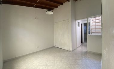 CASA EN SIMON BOLIVAR PARA VIVIENDA O NEGOCIO