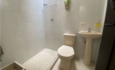 CASA EN SIMON BOLIVAR PARA VIVIENDA O NEGOCIO