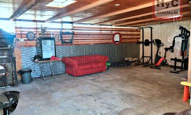 Oportunidad unica en la zona Venta a precio comercial.