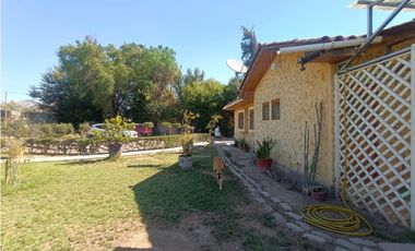 SE VENDE CASA CON TERRENO EN SECTOR CALLEJONES