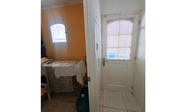 SE VENDE CASA CON TERRENO EN SECTOR CALLEJONES