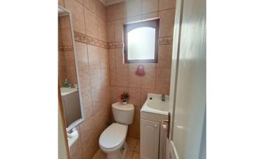 SE VENDE CASA CON TERRENO EN SECTOR CALLEJONES
