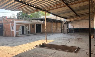 Terreno a unos metros de Periférico en  Lomas de Santa María