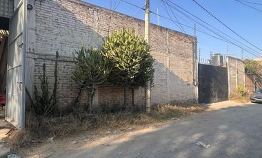 Terreno a unos metros de Periférico en  Lomas de Santa María