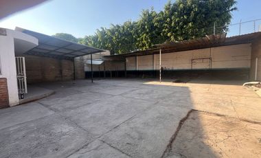 Terreno a unos metros de Periférico en  Lomas de Santa María