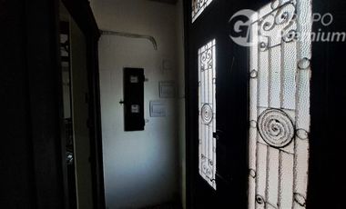 Casa en Venta en Republica/Domeyco / Se vende propiedad con 2 casas independientes total 4 habitaciones 2 baños patio interior