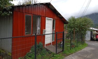 Venta dos cabañas en terreno Curarrehue