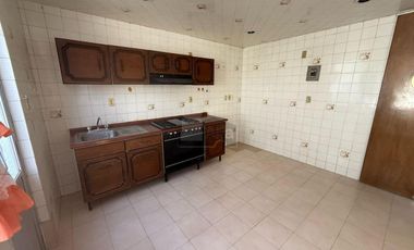 Casa en Renta con local en  Bosques de Colón, Toluca Estado de México
