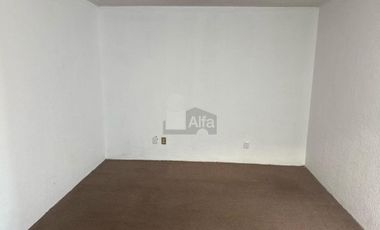 Casa en Renta con local en  Bosques de Colón, Toluca Estado de México