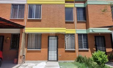Casa en renta de tres habitaciones en jardines del Río, Zona Sur de León, Gto