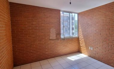Casa en renta de tres habitaciones en jardines del Río, Zona Sur de León, Gto