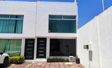 Venta de casa en Residencial  Colibrí