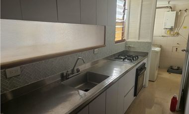 Apartamento en Renta Amoblado, Medellín, Laureles