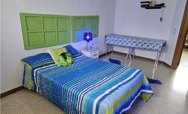 Apartamento en Renta Amoblado, Medellín, Laureles