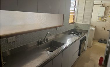 Apartamento en Renta Amoblado, Medellín, Laureles
