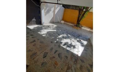 SE ARRIENDA CASA BARRIO ICHAGUA