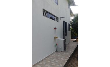 Casa Campestre  en Venta Melgar  vía Carmen de Apicala Quinta Villa Flor frente a la Estancia