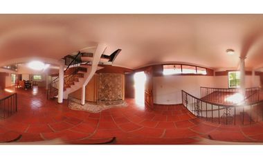 Vendo estupenda y amplia casa 5 habitaciones 45 minutos Cali