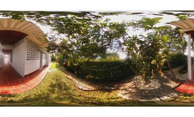 Vendo estupenda y amplia casa 5 habitaciones 45 minutos Cali