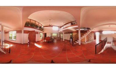 Vendo estupenda y amplia casa 5 habitaciones 45 minutos Cali