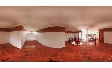 Vendo estupenda y amplia casa 5 habitaciones 45 minutos Cali