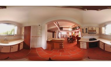 Vendo estupenda y amplia casa 5 habitaciones 45 minutos Cali