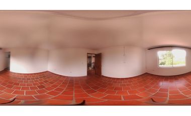 Vendo estupenda y amplia casa 5 habitaciones 45 minutos Cali