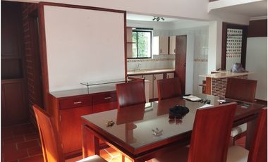 Vendo estupenda y amplia casa 5 habitaciones 45 minutos Cali