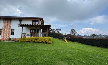 VENTA CASA CAMPESTRE EN SANTA ELENA