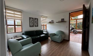 VENTA CASA CAMPESTRE EN SANTA ELENA