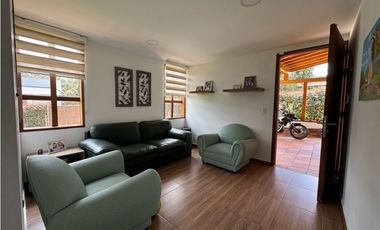 VENTA CASA CAMPESTRE EN SANTA ELENA