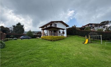 VENTA CASA CAMPESTRE EN SANTA ELENA