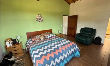 VENTA CASA CAMPESTRE EN SANTA ELENA