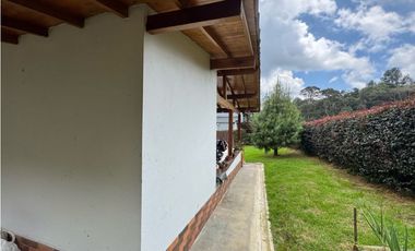 VENTA CASA CAMPESTRE EN SANTA ELENA