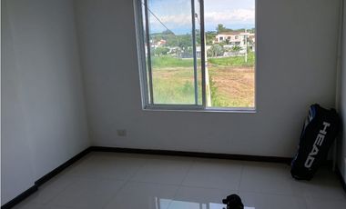 Vendo Apartamento en segundo piso  En El Barrio Villa Campestre. Tuluá